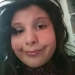 Meet your Posher, Kristin